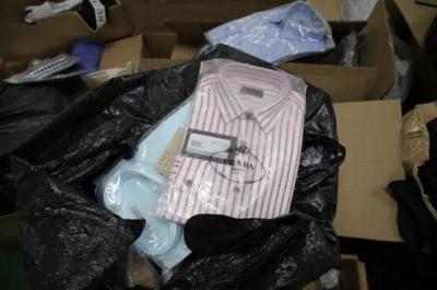 制售假冒LV等品牌服饰网上销售 团伙17人被山东高密警方抓获